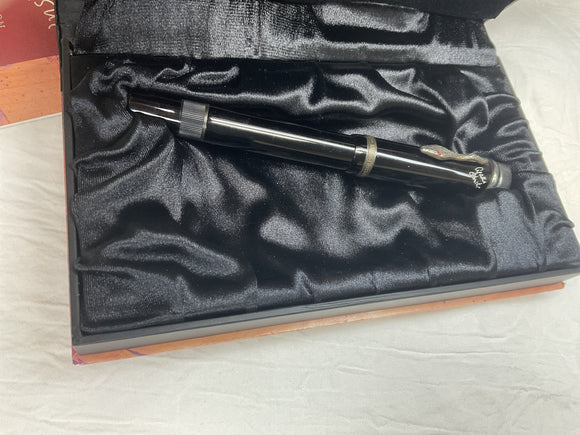 Montblanc Agatha Christie F nib Fountain Pen, New Old Stock