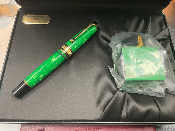 Aurora 510 Optima Primavera Limited Edition 18k Gold Nib Fountain Pen NOS